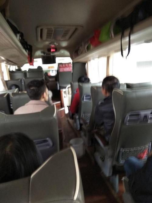 长途汽车怎么查自己的座位号