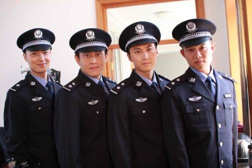 九命刑警胖子偷枪结局