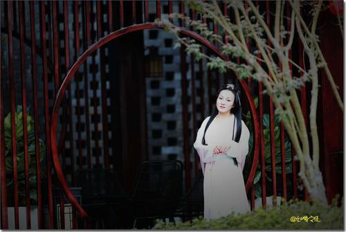 面如玉盘是形容什么