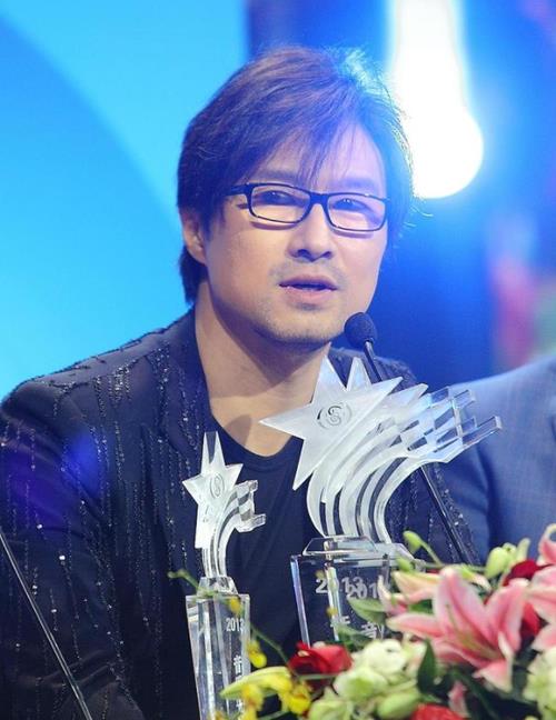 汪峰的唱歌风格是什么