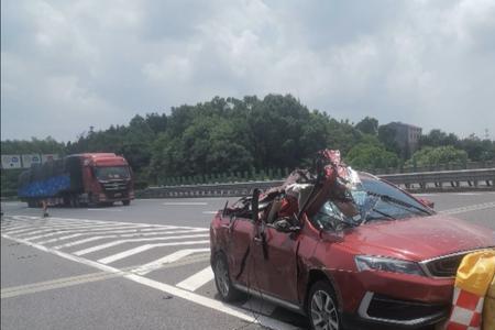 高速错过出口停车重大事故