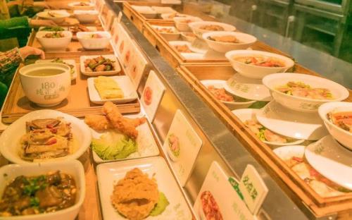 餐饮店一个月营业额10万利润多少