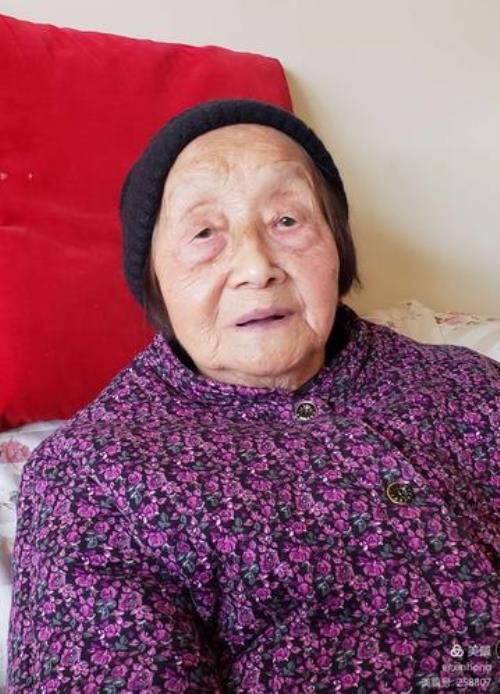 1944至2021多少岁