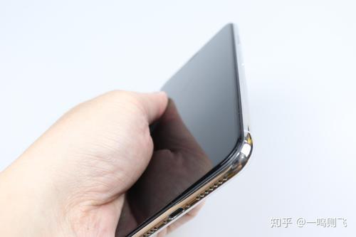钢化膜反光严重要换哪种