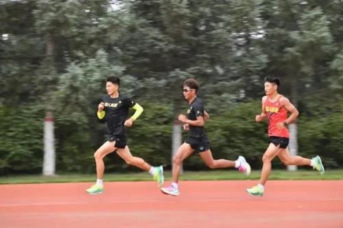 1000米跑4分30秒训练方法