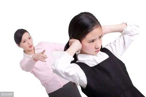 大人吵架孩子特别安静是好是坏