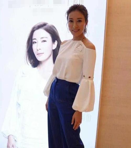 杨怡买衣服被欺负是哪一集