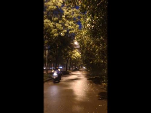 为什么下雨晚上没有星星