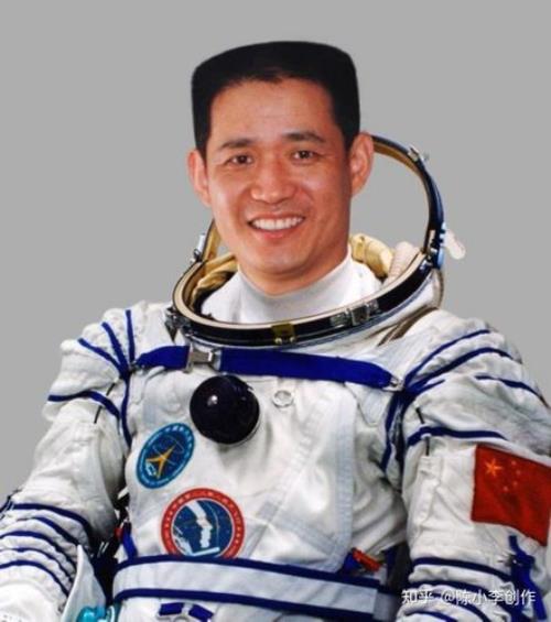 我国有哪几个航天员
