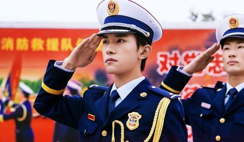 25岁能当消防员吗