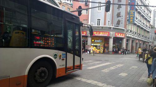 南城到厚街涌口坐几路车