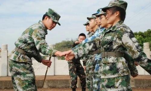 中专当两年兵有什么好处