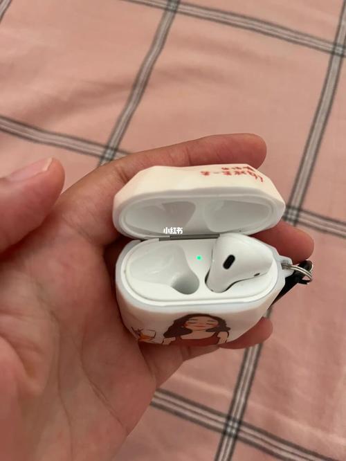 airpods2充电仓能充满几次