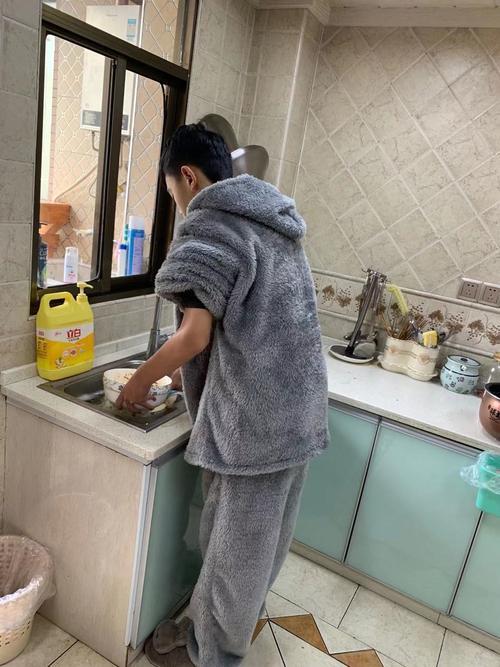 中学生能帮父母做那些家务十件