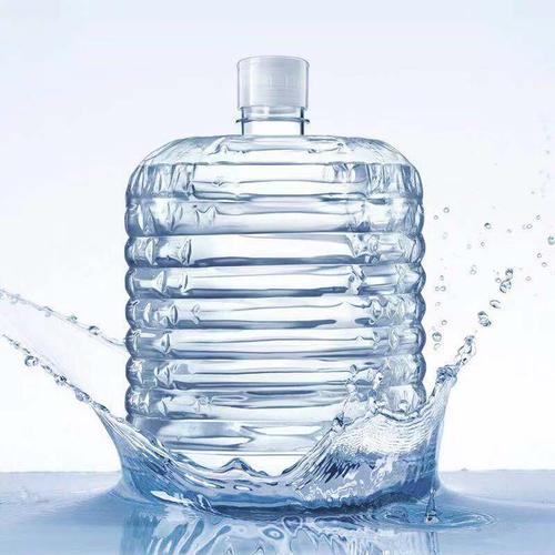 一家四口一年桶装水用量