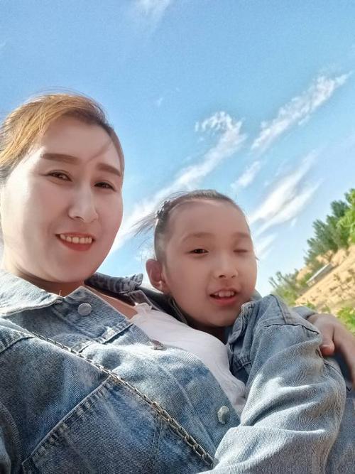 女儿说谢谢妈妈怎么回