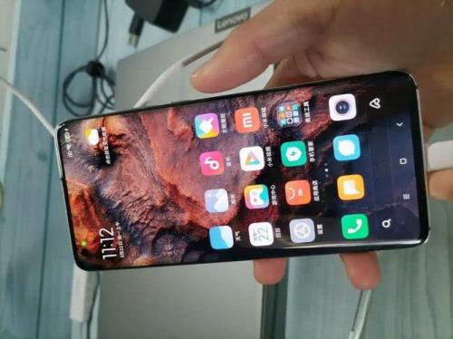 小米13pro为什么没有哈曼卡顿