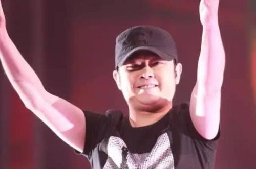 歌曲三年原唱是谁