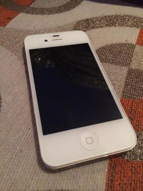 iPhone4s现在还能用吗
