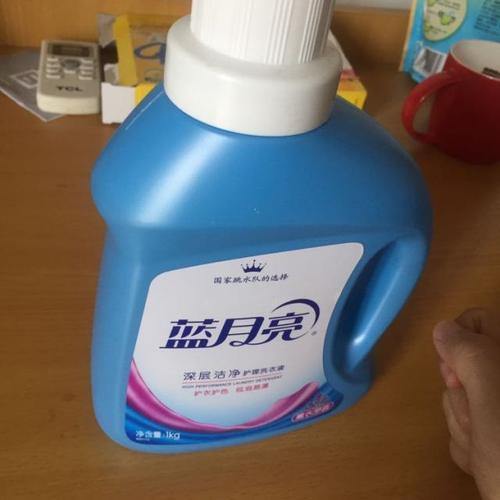蓝月亮的洗衣液洗衣服干净吗