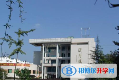 眉山中学有初中吗
