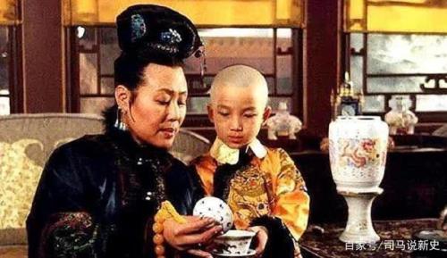 玄烨在第几集出现