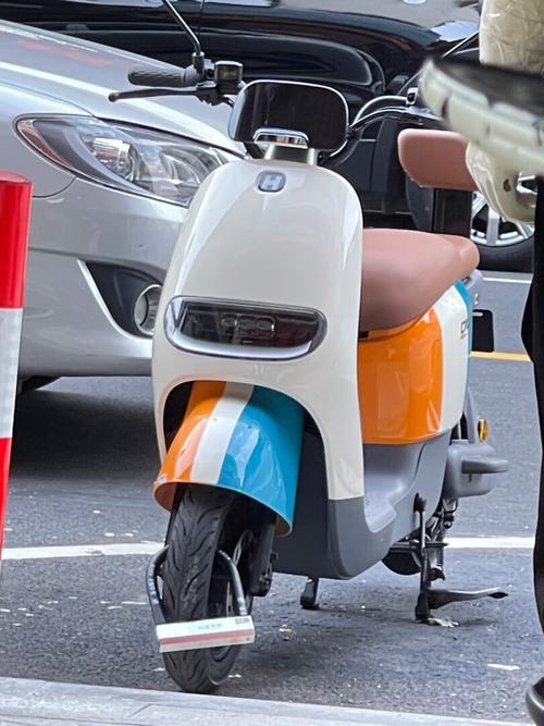 哈啰d11电动车怎么样