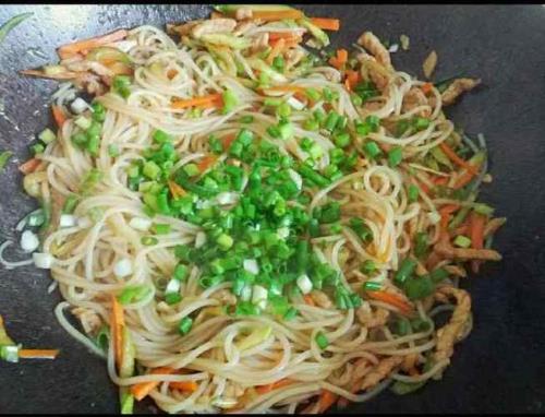 炒焦米粉可以和奶粉一起冲吗