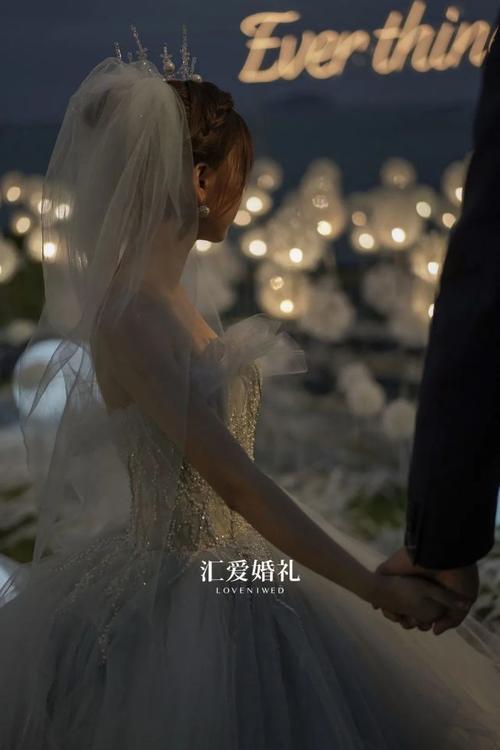 蒲公英的约英适合表白吗