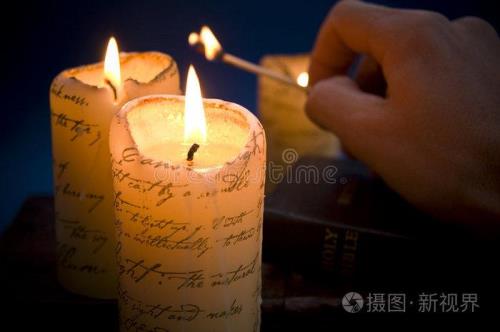 年三十晚上要点蜡烛吗