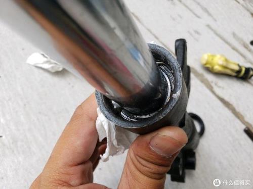 电动车前减震油封大小怎么知道