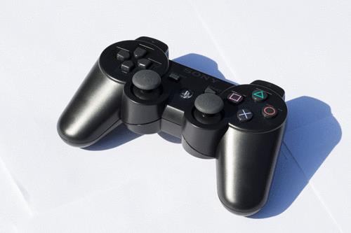 PS3主机蓝牙可以连几个手柄
