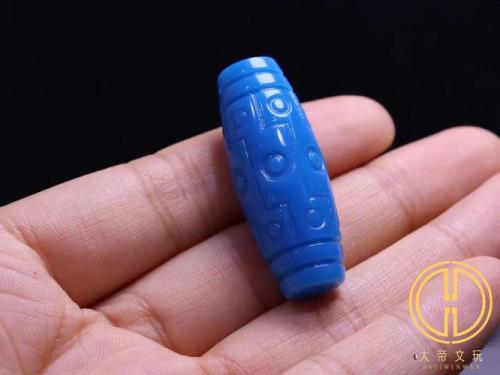 蓝色文玩满腊珠子是什么