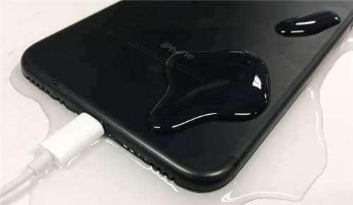 iphone 12掉水里多久显示关机