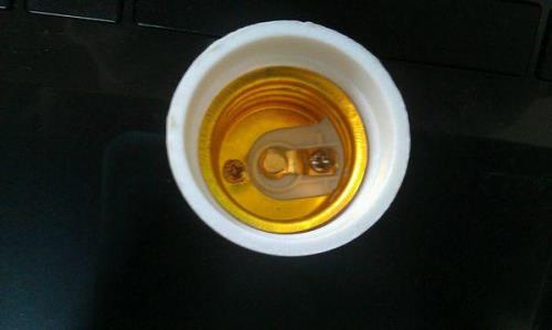直流电能接灯泡吗