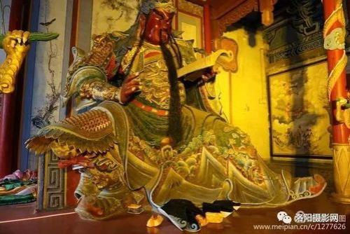 拜关公代表什么