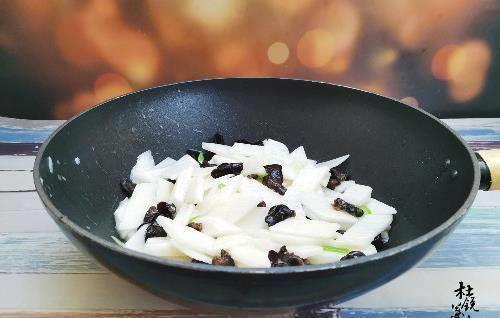 山药面为什么有醋味