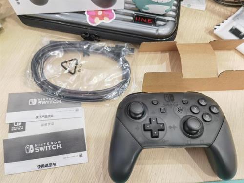 ns手柄左右卡错