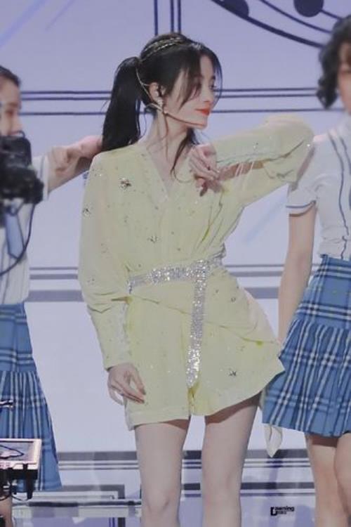 鞠婧祎恋爱告急什么时候出的