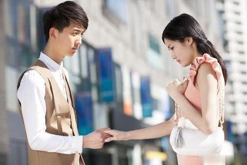 如何善意欺骗女朋友语言