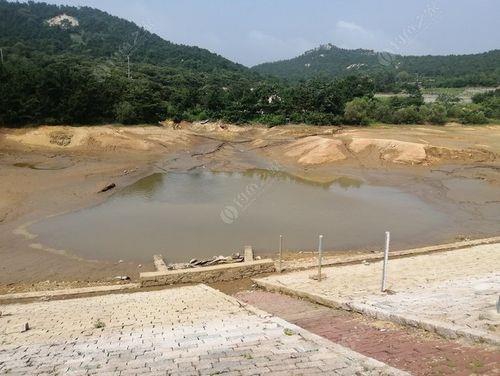 小水库水快干了怎么选钓位