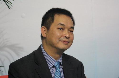 经理和主任哪个大啊