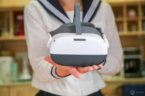 pico neo3 vr充电要多长时间
