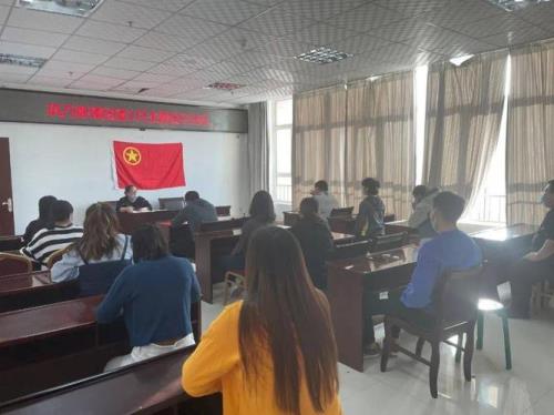 团员可以当村支书吗