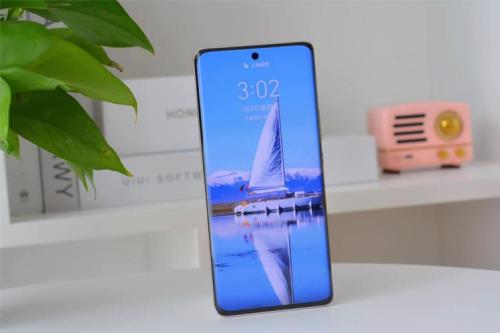 荣耀v70 pro充电多久好