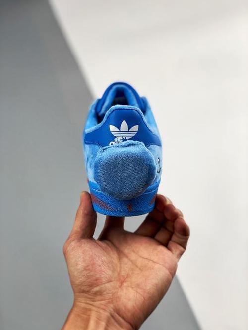 adidas蓝兔子要怎么洗