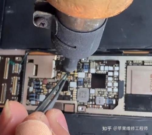 ipad屏幕进水用干燥剂有用吗