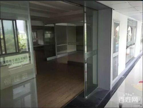 门面房后面有隔墙算门面房吗
