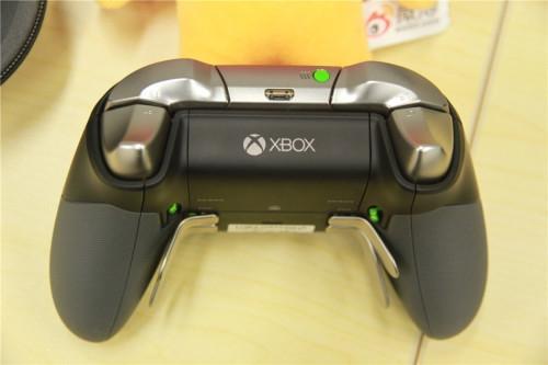 xbox手柄摇晃有响声正常吗