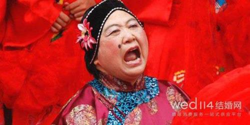 什么时候给媒人送猪头